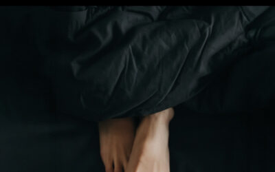 Versos y Aversos de José Carlos Balagué Doménech: Cuando la forma nombra lo que el silencio no puede